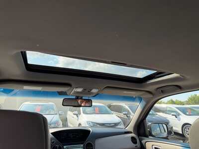 2011 Honda Pilot, $5900. Photo 11