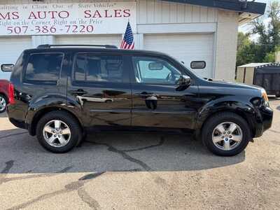2011 Honda Pilot, $5900. Photo 2