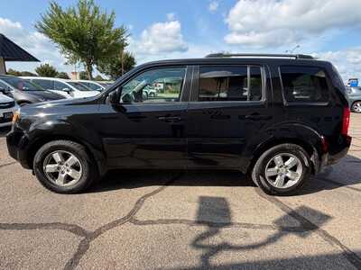 2011 Honda Pilot, $5900. Photo 5