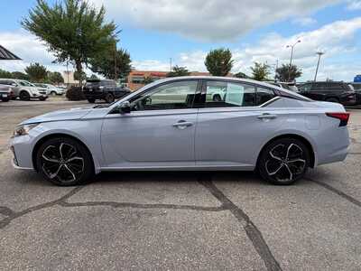2023 Nissan Altima, $21900. Photo 5