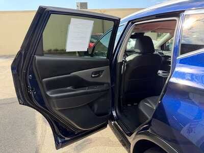 2023 Nissan Murano, $28900. Photo 10