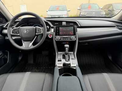 2016 Honda Civic, $14900. Photo 12