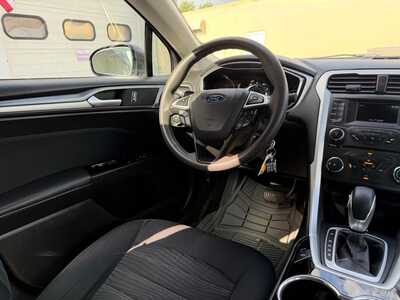 2016 Ford Fusion, $7900. Photo 11