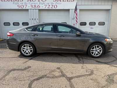 2016 Ford Fusion, $7900. Photo 2