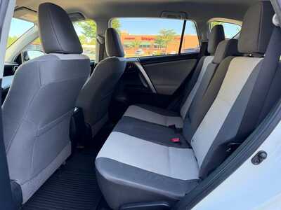2015 Toyota RAV4, $13900. Photo 10