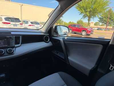 2015 Toyota RAV4, $13900. Photo 11