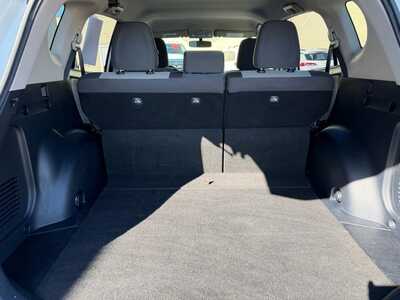 2015 Toyota RAV4, $13900. Photo 8