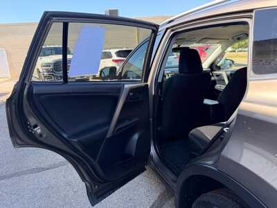 2015 Toyota RAV4, $14900. Photo 9