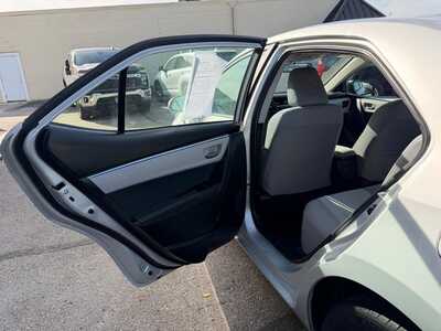 2016 Toyota Corolla, $15900. Photo 7