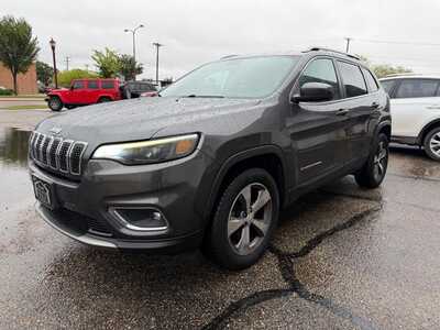 2019 Jeep Cherokee, $16700. Photo 4