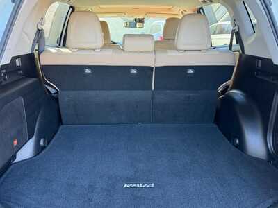 2015 Toyota RAV4, $17700. Photo 7