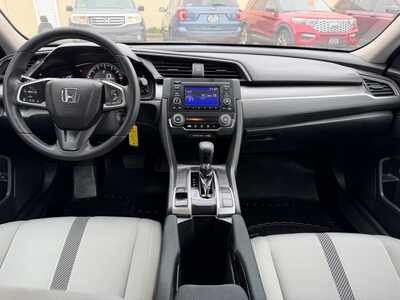 2016 Honda Civic, $13500. Photo 10