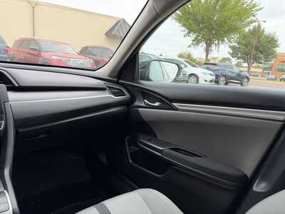 2016 Honda Civic, $13500. Photo 9