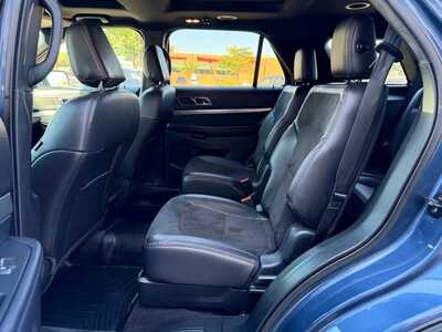 2019 Ford Explorer, $14900. Photo 10