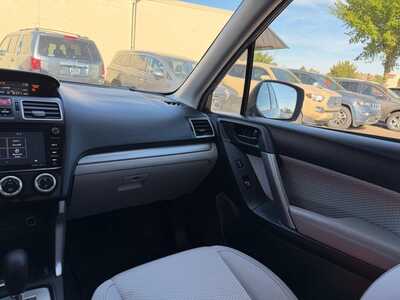 2017 Subaru Forester, $14900. Photo 11
