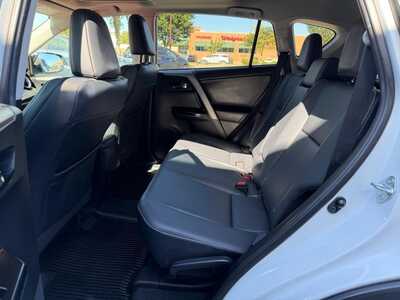 2018 Toyota RAV4, $18900. Photo 10