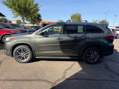 2017 Toyota Highlander, $18900. Photo 5