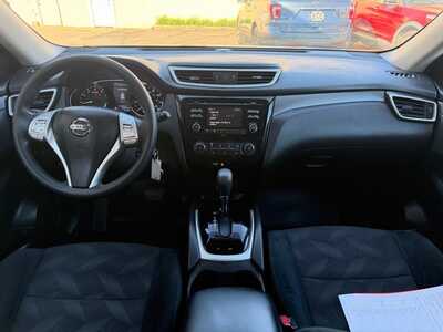 2015 Nissan Rogue, $8700. Photo 11