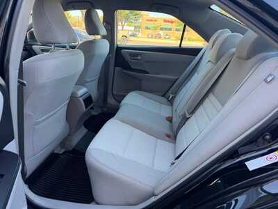 2017 Toyota Camry, $12800. Photo 7