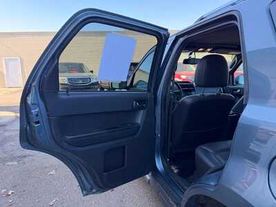 2012 Ford Escape, $5950. Photo 7