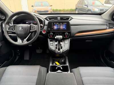 2018 Honda CR-V, $17500. Photo 11