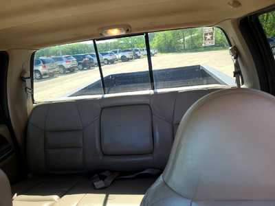 2001 Ford F250 Crew Cab, $8900. Photo 12