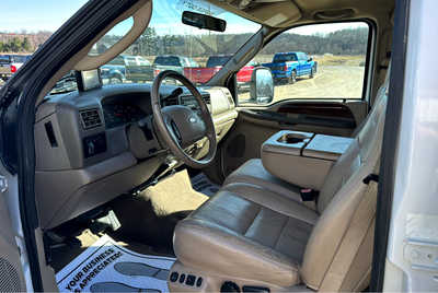2004 Ford F350 Crew Cab, $6900. Photo 4