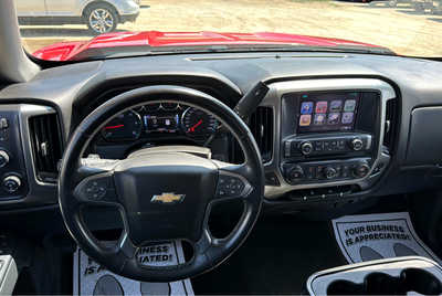 2017 Chevrolet 1500 Crew Cab, $22900. Photo 9