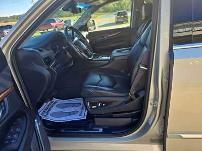 2017 Cadillac Escalade ESV, $22900. Photo 10