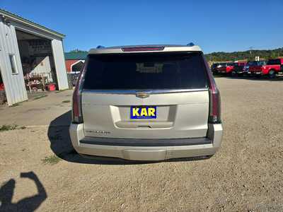 2017 Cadillac Escalade ESV, $22900. Photo 5