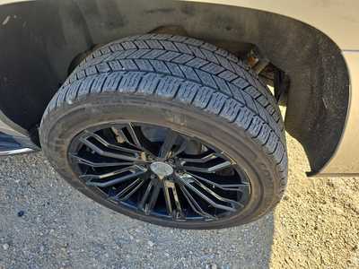 2017 Cadillac Escalade ESV, $22900. Photo 7
