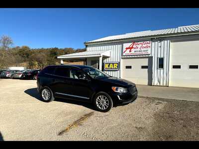 2015 Volvo XC60, $6900. Photo 2