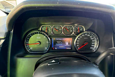 2015 Chevrolet Suburban, $12900. Photo 3