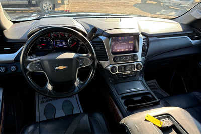 2015 Chevrolet Suburban, $12900. Photo 4