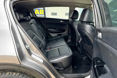 2018 Kia Sportage, $11900. Photo 4