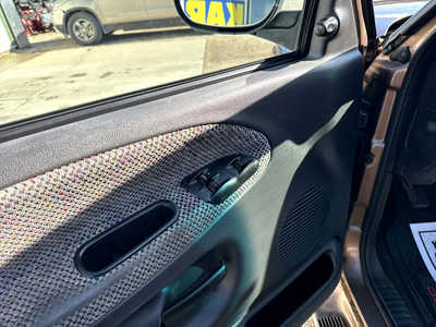 2001 Dodge 1500 Ext Cab, $2900. Photo 5