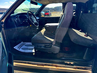 2001 Dodge 1500 Ext Cab, $2900. Photo 6