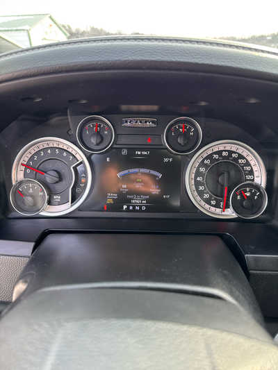 2015 RAM 1500 Crew Cab, $18900. Photo 3