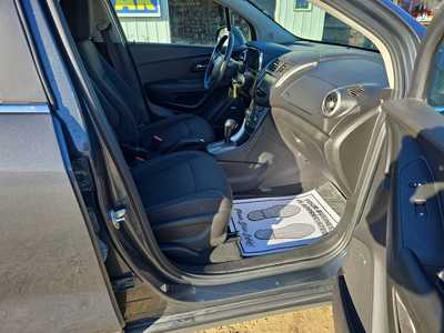 2016 Chevrolet Trax, $5900. Photo 4
