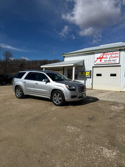2015 GMC Acadia, $13500. Photo 2