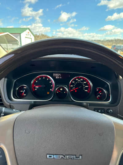 2015 GMC Acadia, $13500. Photo 3