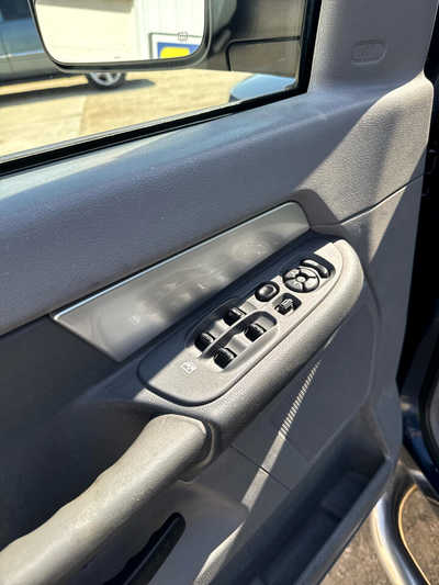 2009 Dodge 2500 Ext Cab, $8900. Photo 4