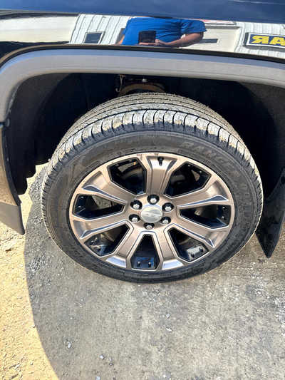 2016 GMC 1500 Crew Cab, $22900. Photo 12