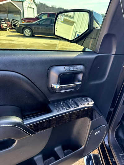 2016 GMC 1500 Crew Cab, $22900. Photo 5