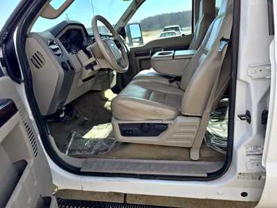 2008 Ford F350 Crew Cab, $18900. Photo 9