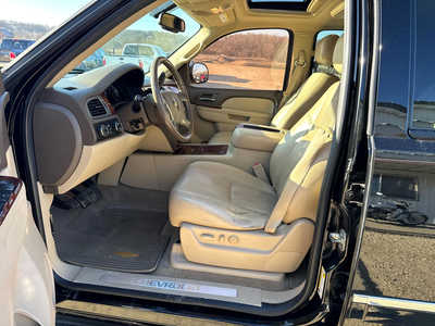 2011 Chevrolet Tahoe, $10900. Photo 7
