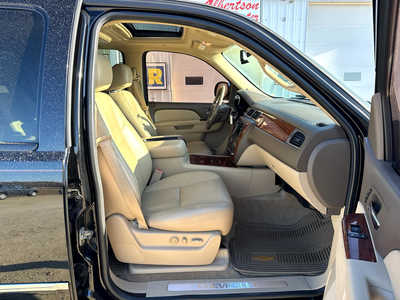 2011 Chevrolet Tahoe, $10900. Photo 9