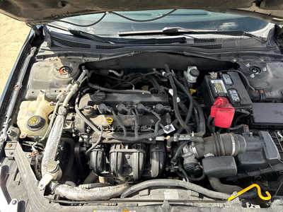 2011 Ford Fusion, $4500. Photo 11