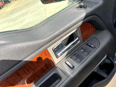 2010 Ford F150 Crew Cab, $11900. Photo 5
