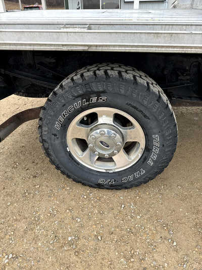 2007 Ford F250 Crew Cab, $8900. Photo 9